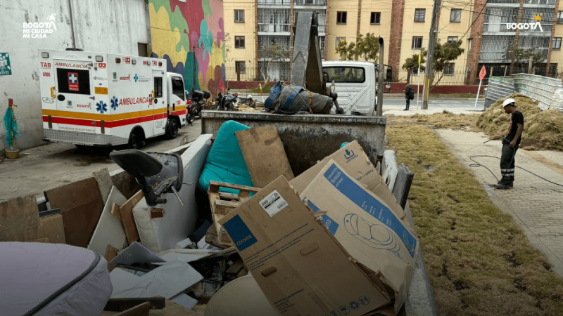 Foto_ecopuntos_itinerantes_en_los_martires