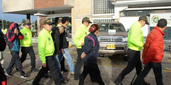 Los 22 capturados en operativo en La Favorita fueron enviados a la cárcel Los 22 capturados en operativo en La Favorita fueron enviados a la cárcel