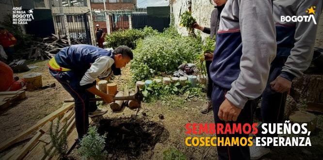 En Los Mártires con huertas comunitarias cosechamos vida