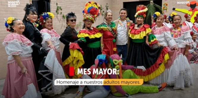 Foto_homenaje_adultos_mayores_los_martires