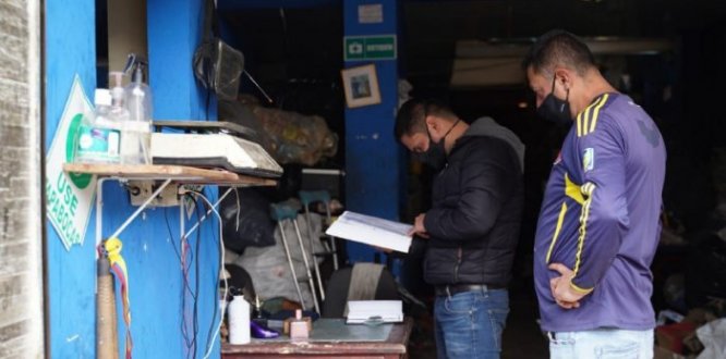 Siete bodegas de reciclaje suspendidas para operar en el barrio Santa Fe por irregularidades en documentación Siete bodegas de reciclaje suspendidas para operar en el barrio Santa Fe por irregularidades en documentación