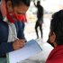 Las comerciantes formales y vendedoras informales reciben orientación institucional